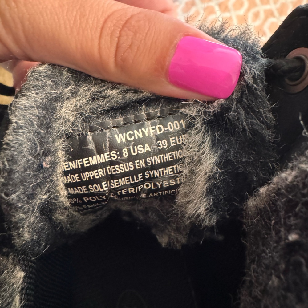 Lugz women’s black boots - Picture 6 of 6